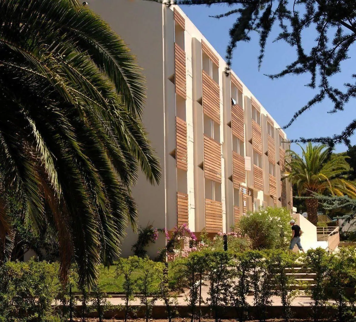 Hotel Residence L Ile D Or La Londe-les-Maures
