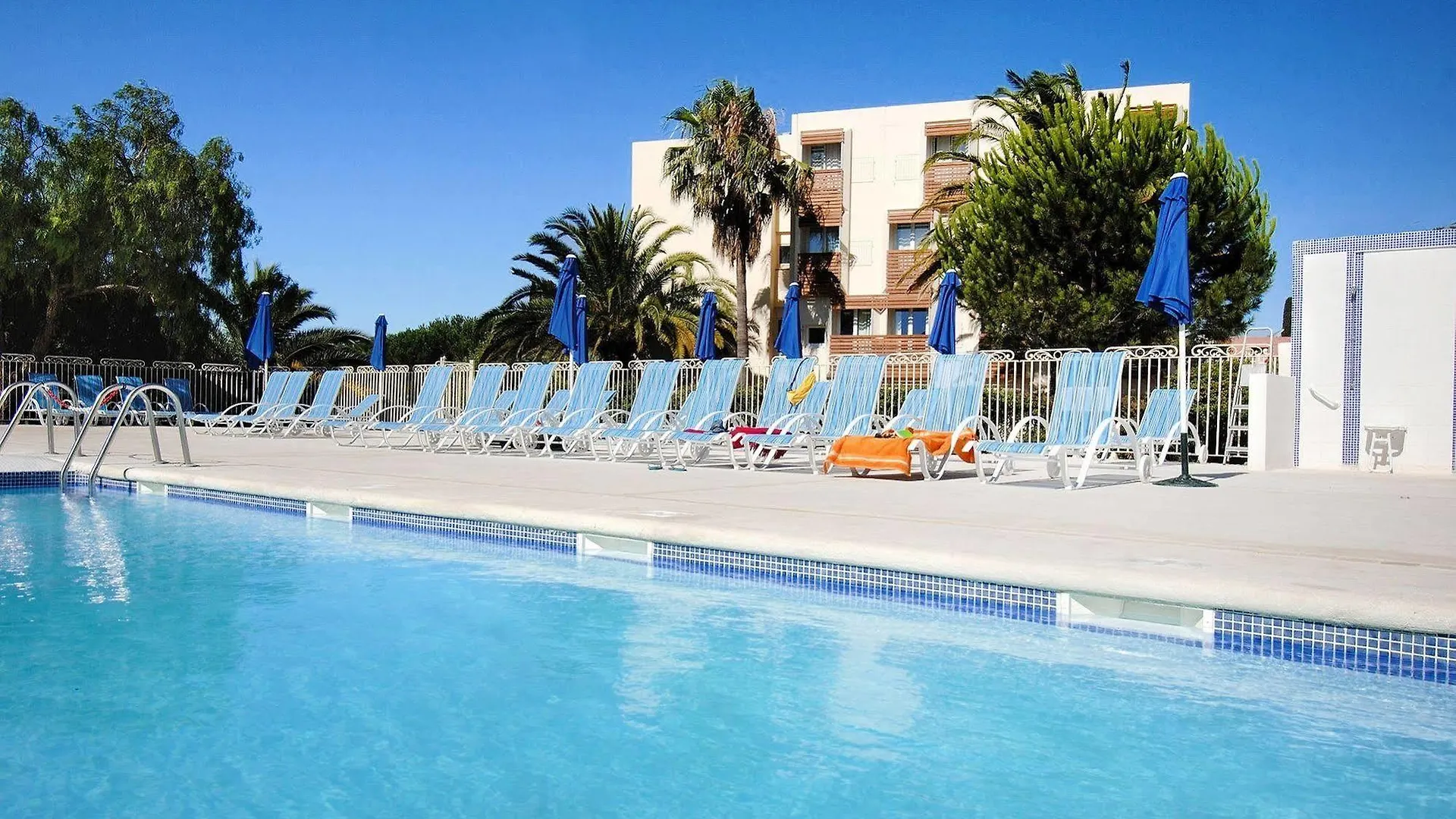 Hotel Residence L Ile D Or La Londe-les-Maures